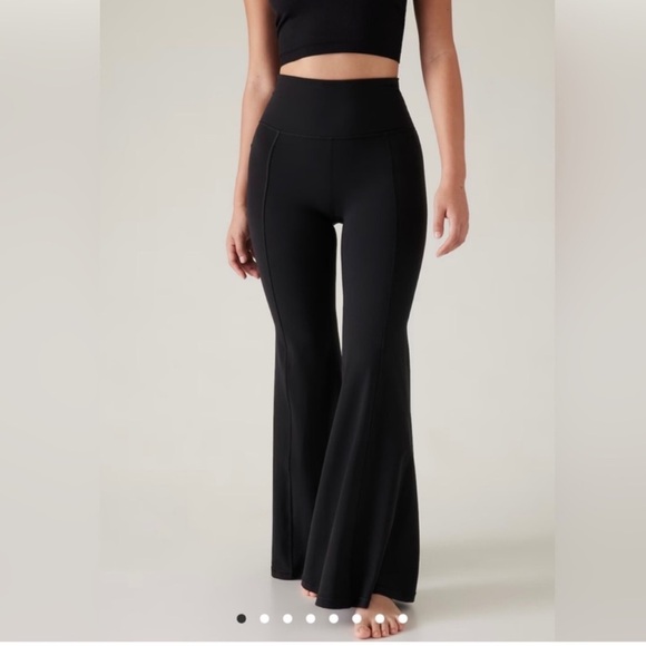 Athleta Elation Ultra Flare Pants Black Size Medium - Picture 1 of 7